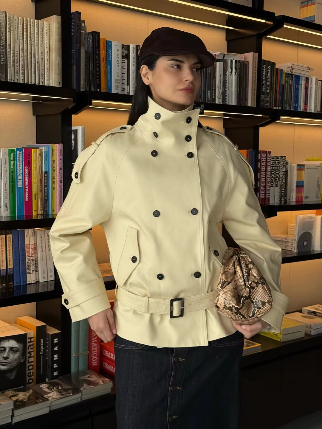 Ella Skräddarsydd Trenchcoat med Ståkrage