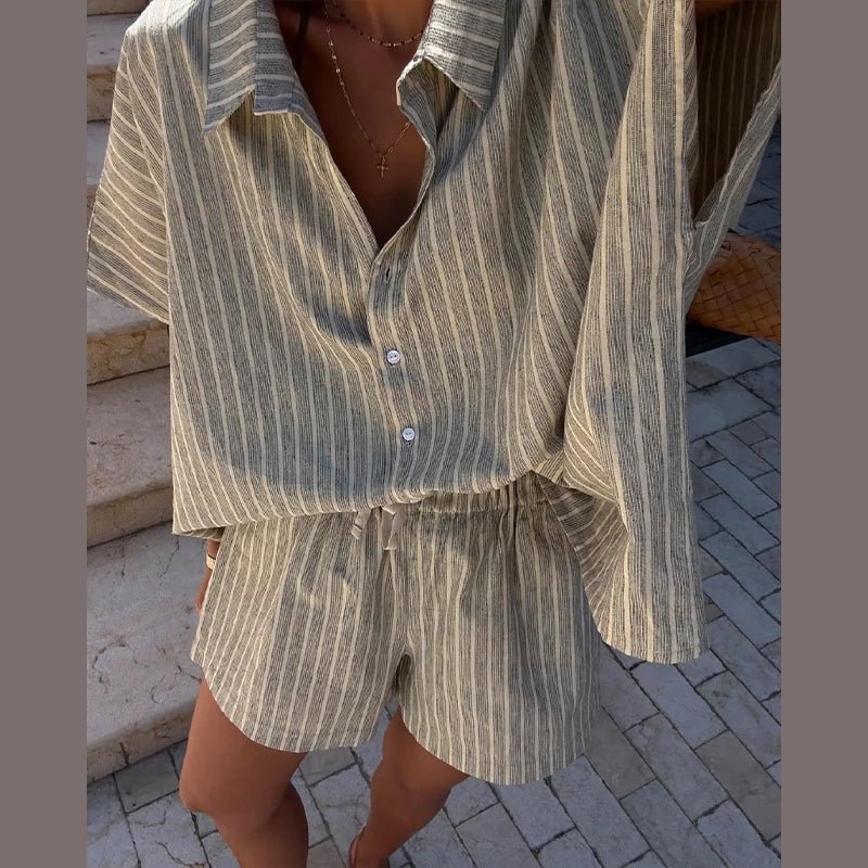 Mara randigt set med shorts