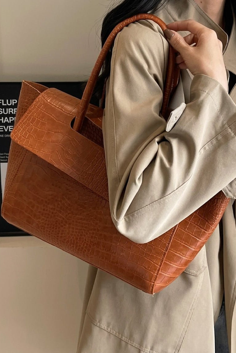 ZEYA - Amelia Embossed Leather Tote