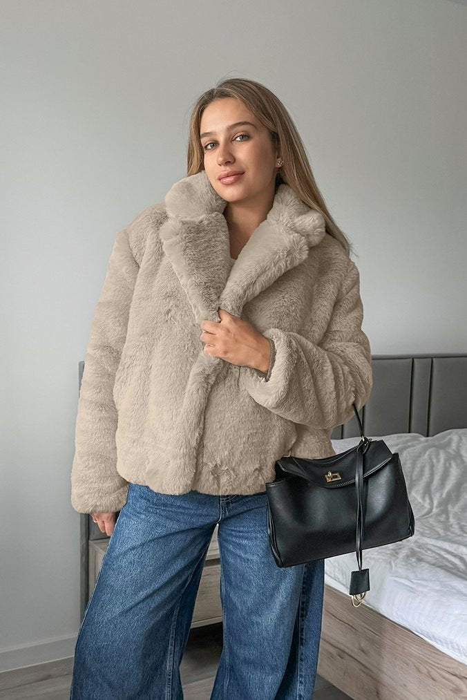 ZEYA - Catherine Short fluffly Coat