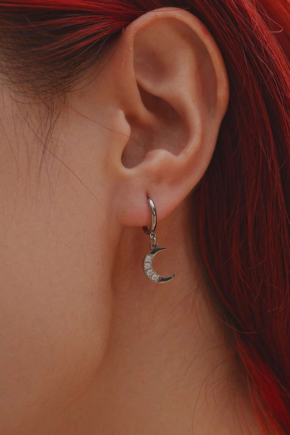 ZEYA - Clara Star Moon Hoop Piercing