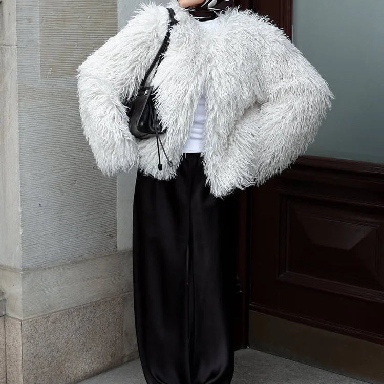 ZEYA - Diana Fluffy Cropped Faux Fur Coat
