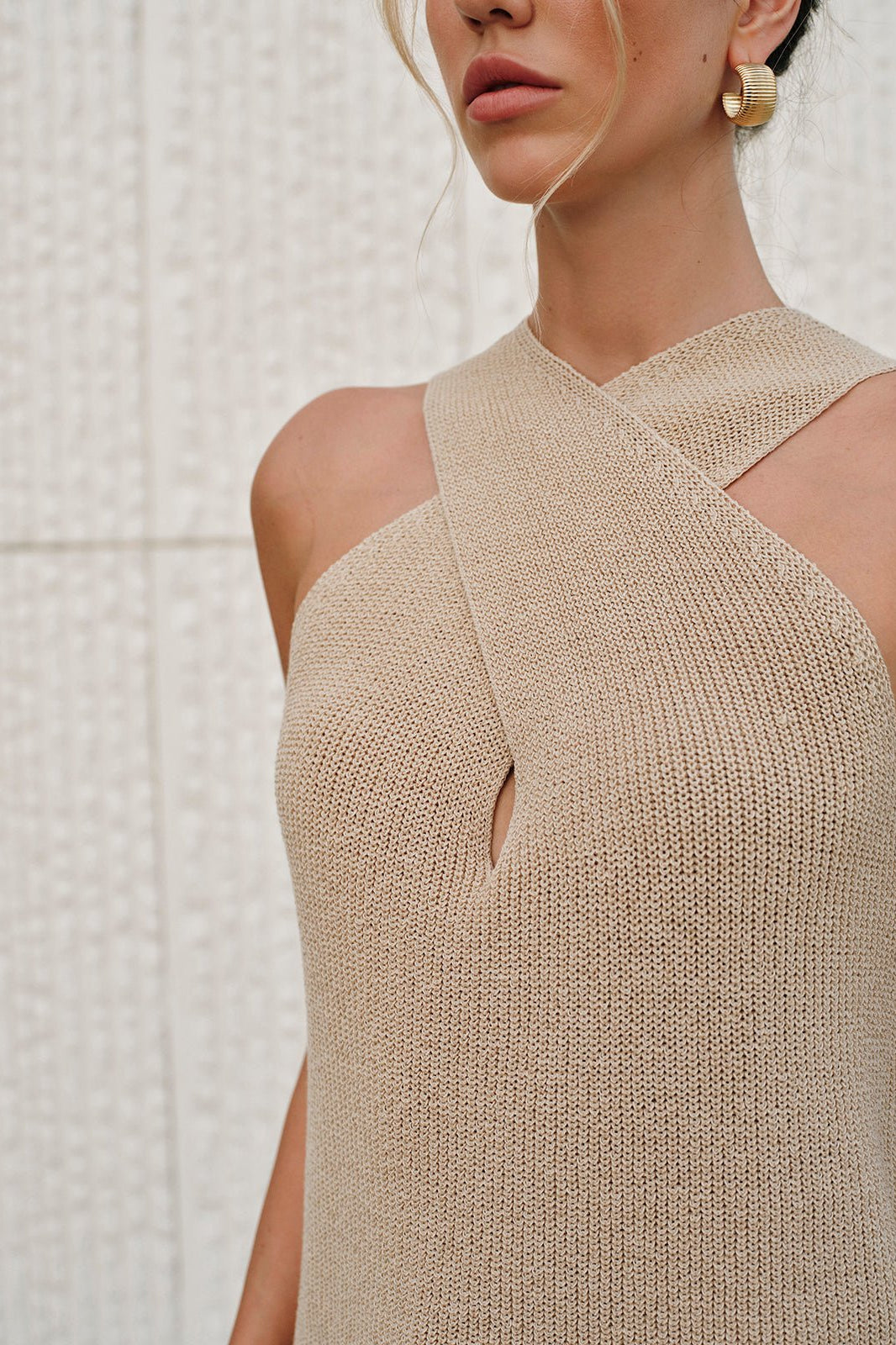 ZEYA - Laura Halter Cross-Over Tank Top