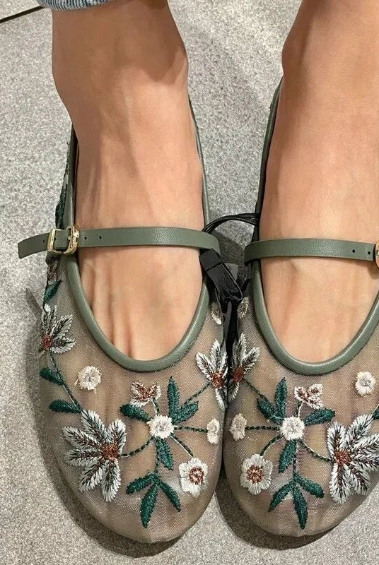 ZEYA - Lisbeth Embroidered Ballet Flats