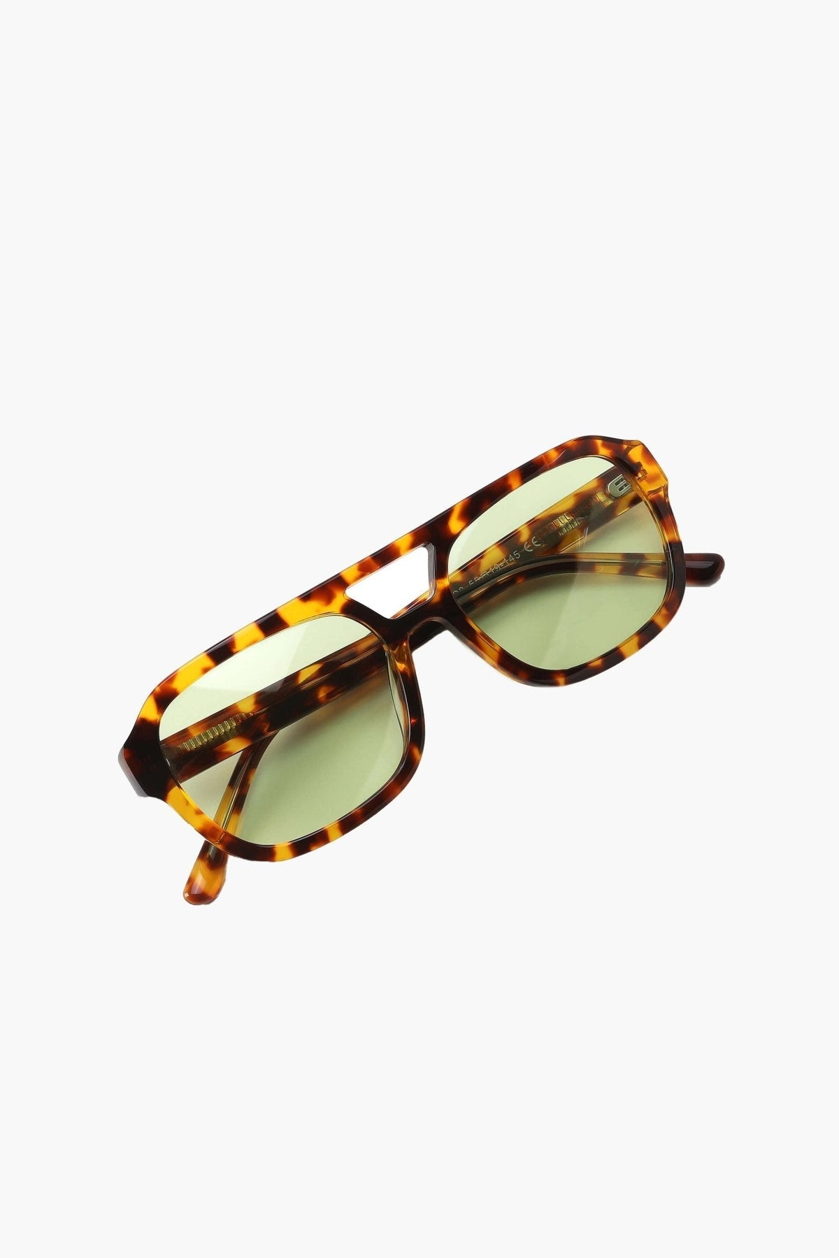ZEYA - Monica Oversized Cat-Eye Sunglasses