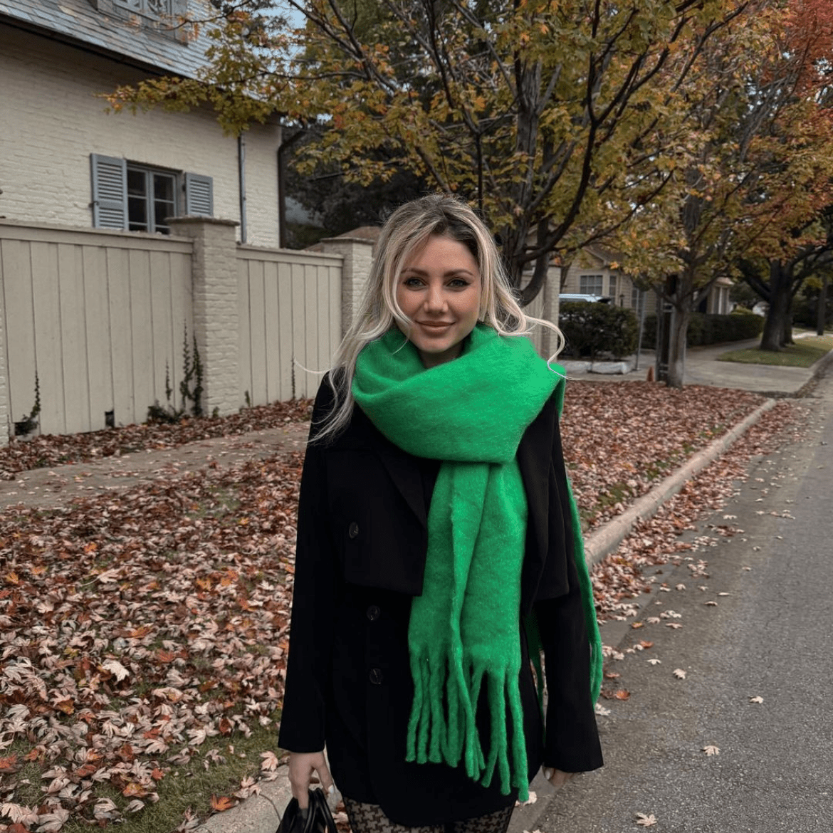 ZEYA - Thigh - Length Chunky Knit Scarf