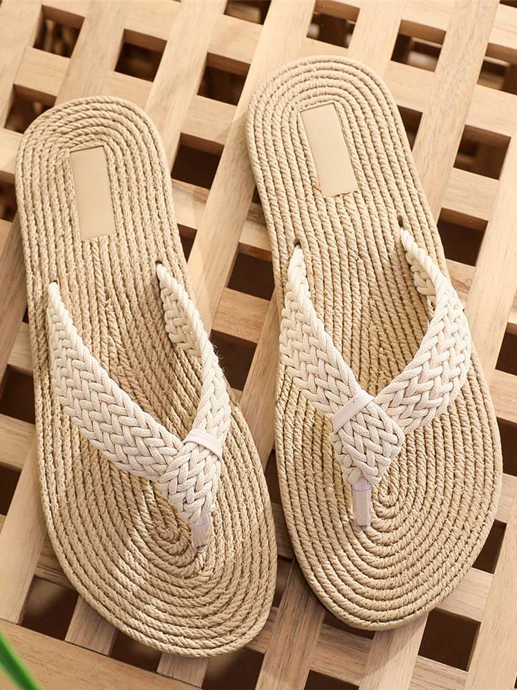 Coral Beach. Platta tofflor