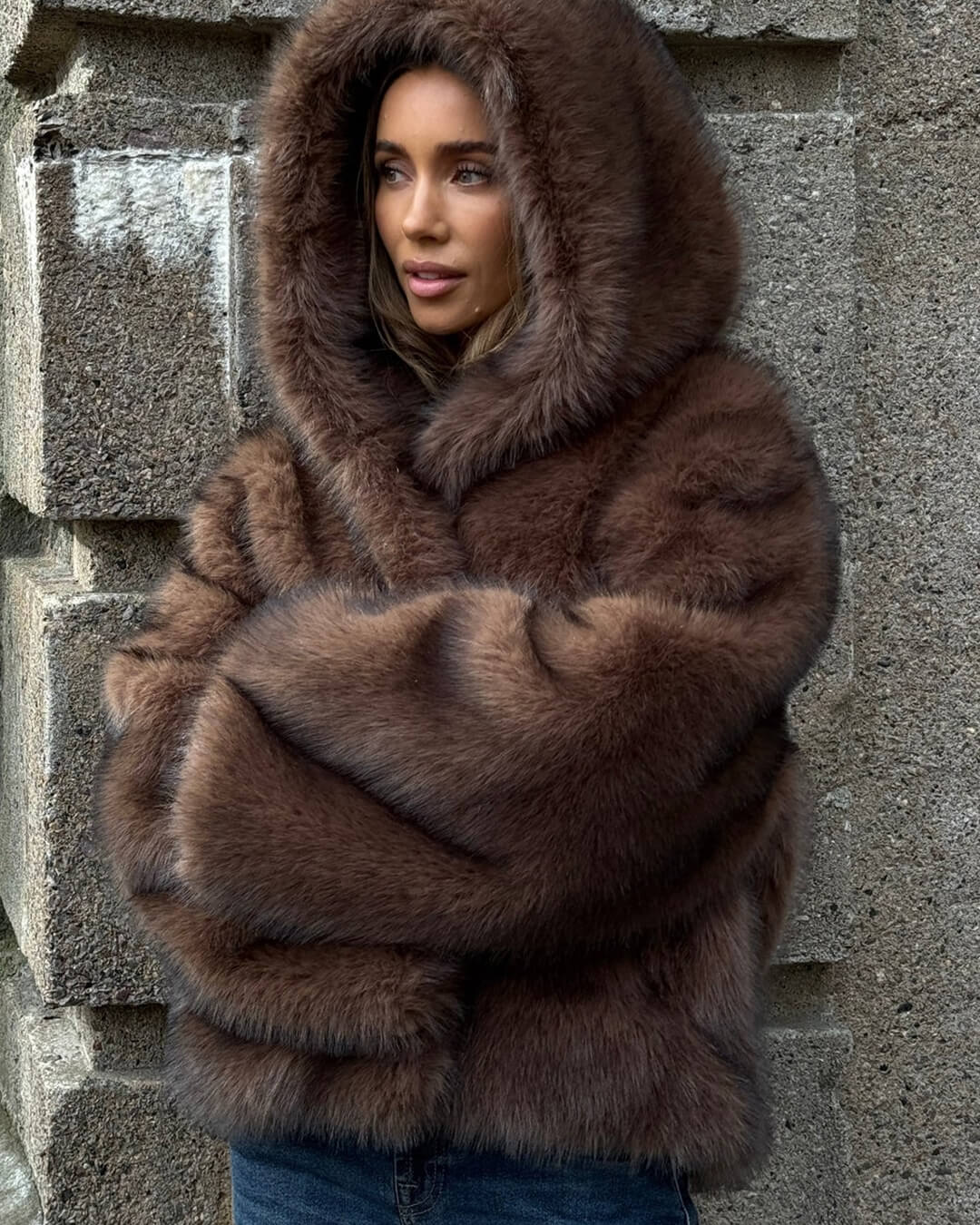 Ivy Faux Fur Hooded Short Coat - Stylish Short Coat for Women, Autumn/Winter Fashion 1