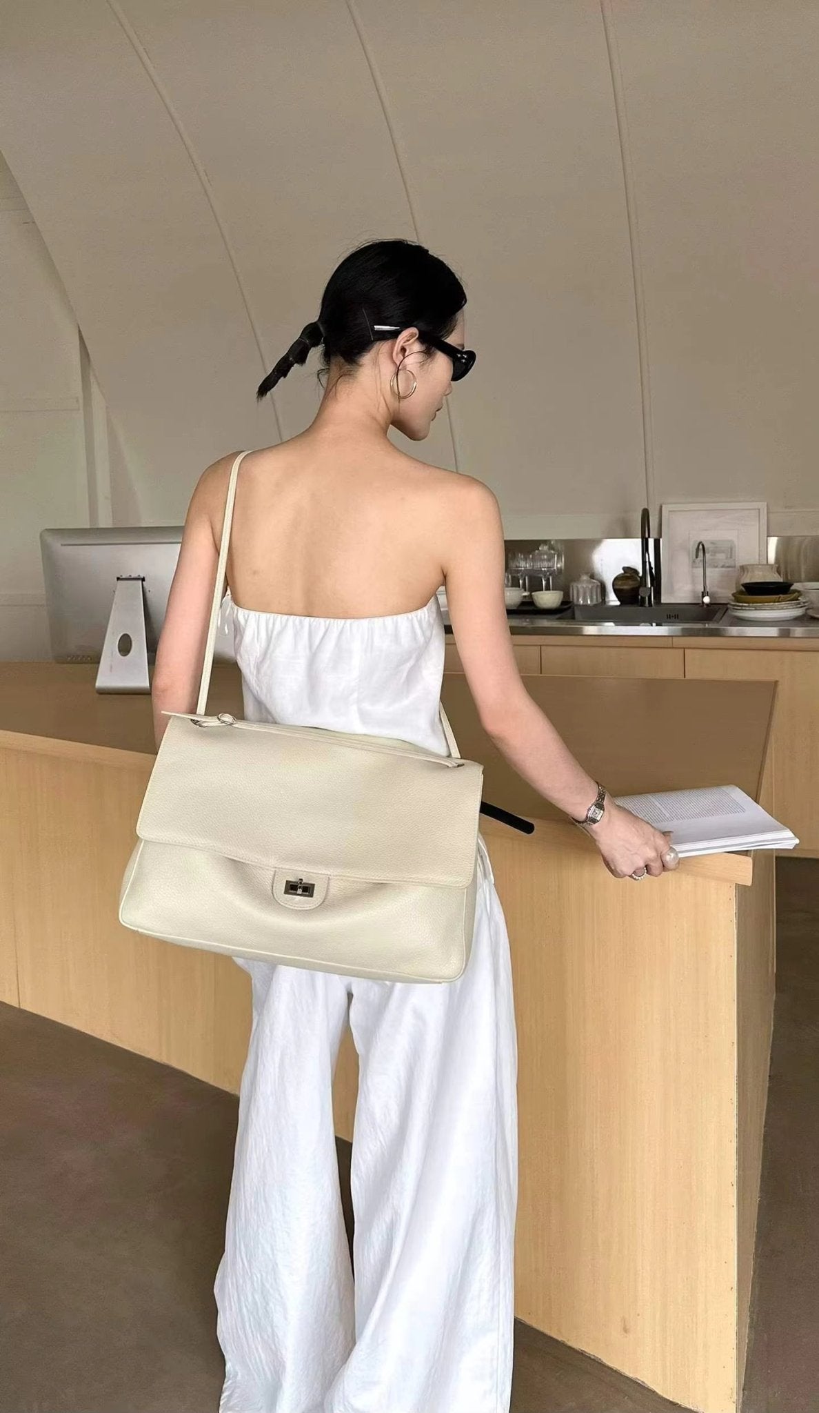Eva Chevron Crossbody-väska