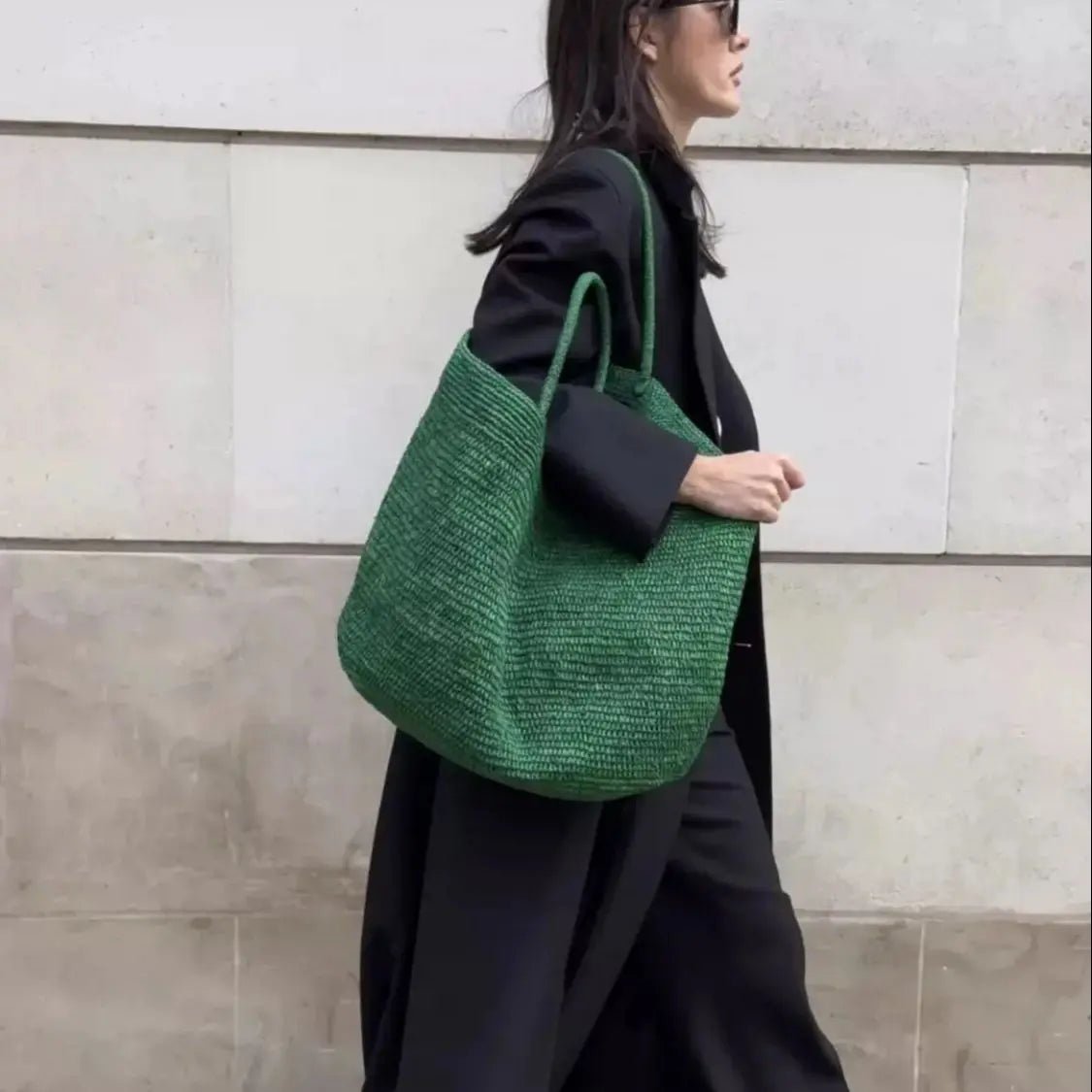 Vivienne handvävd rattan-tote