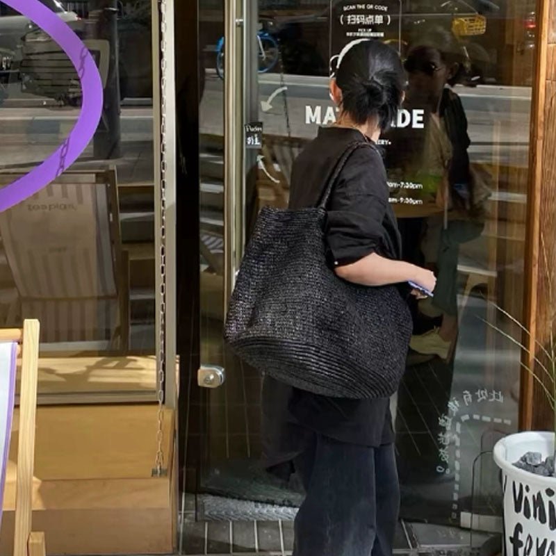 Vivienne handvävd rattan-tote