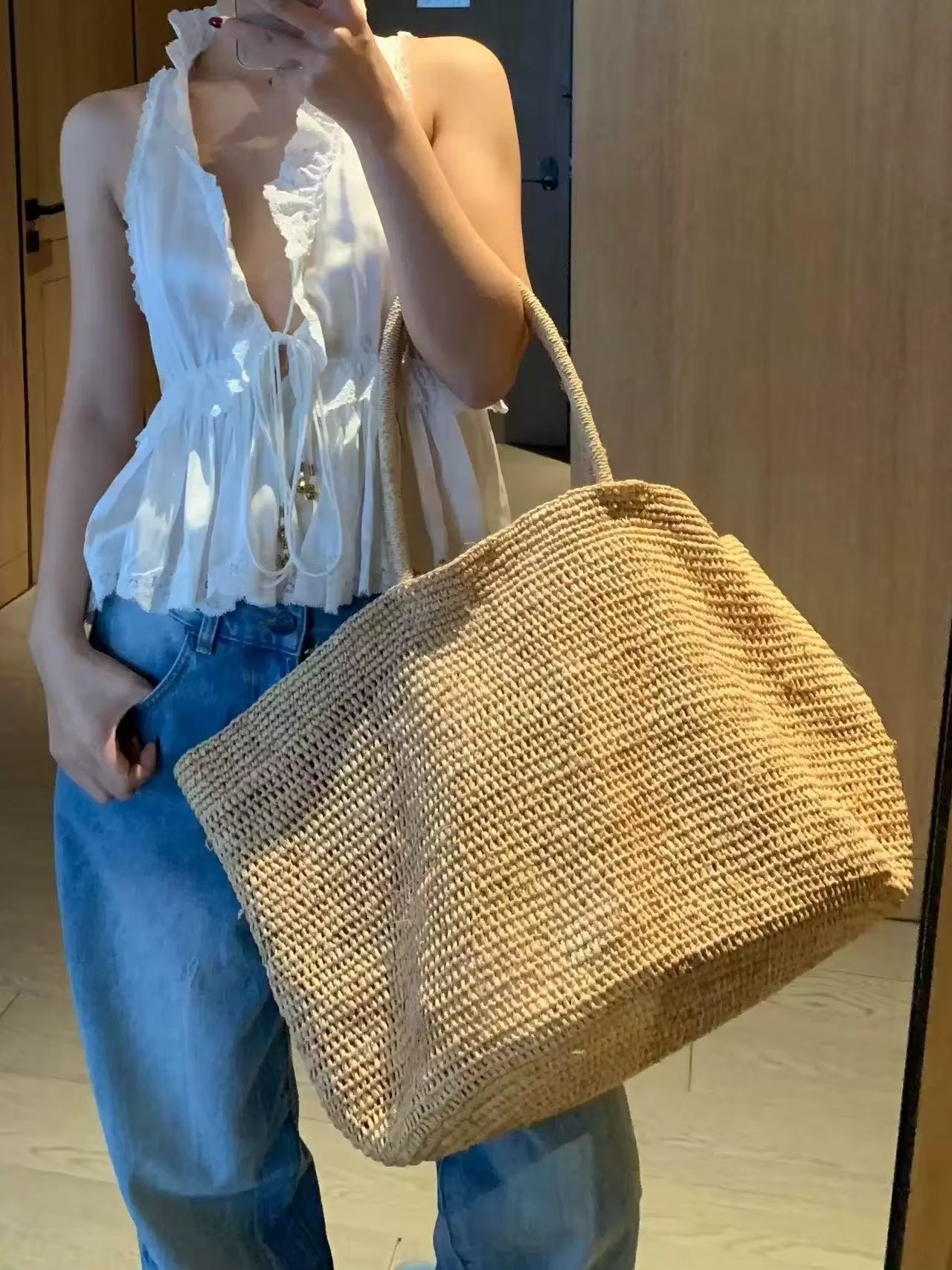 Vivienne handvävd rattan-tote