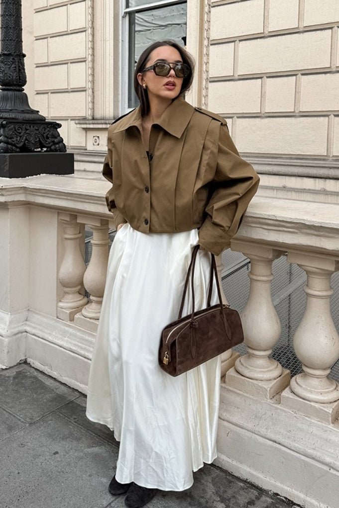 Julia kort utilityjacka med veckad design