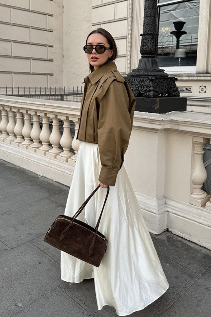 Julia kort utilityjacka med veckad design