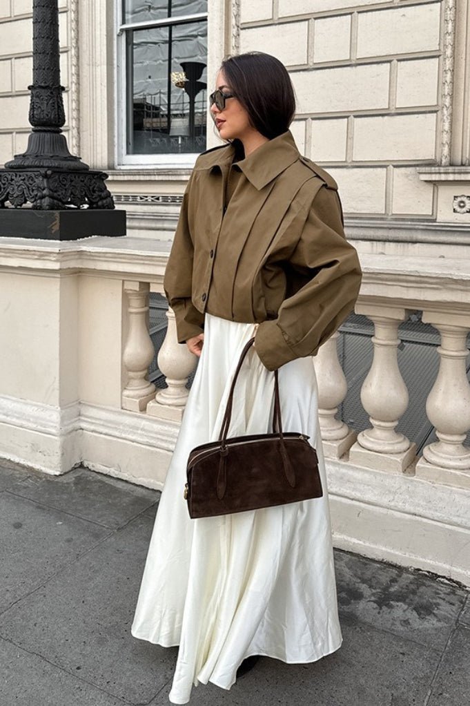Julia kort utilityjacka med veckad design