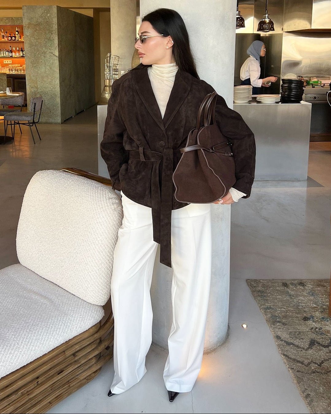 Annie trenchcoat i mocka med bälte