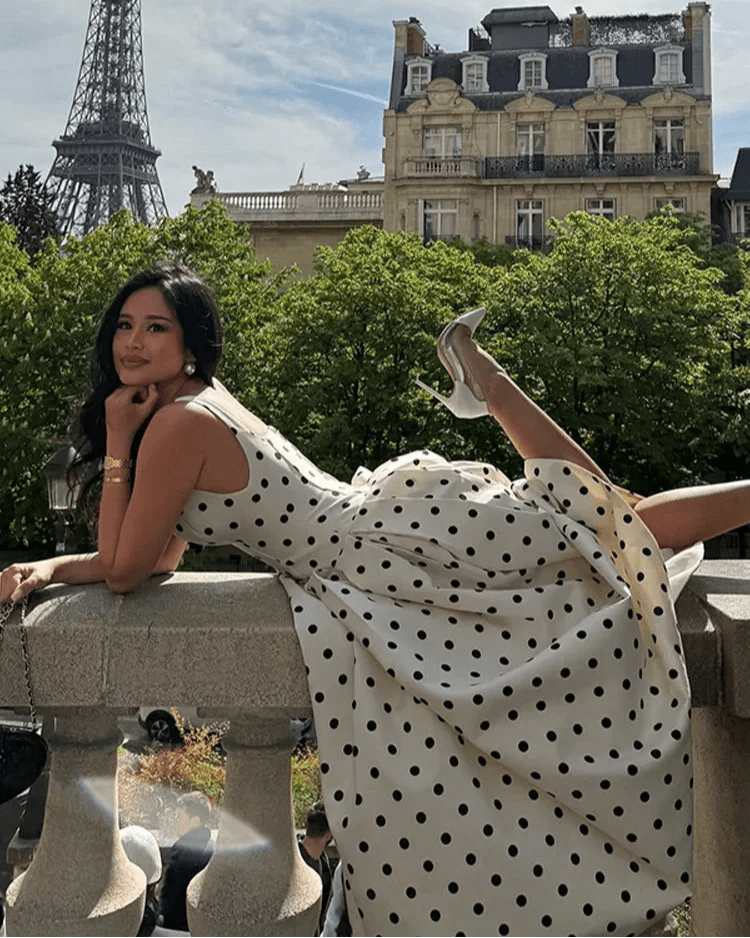 Petra midiklänning med prickar