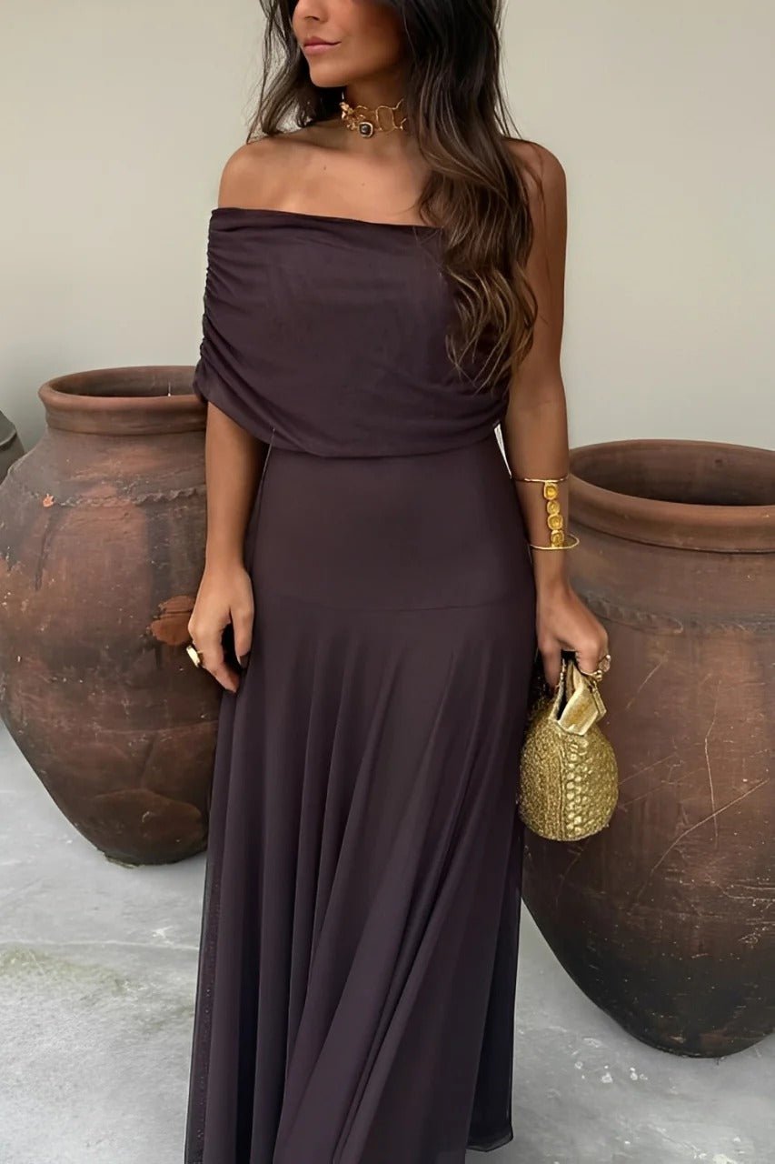 Cecile off-shoulder rynkad maxiklänning