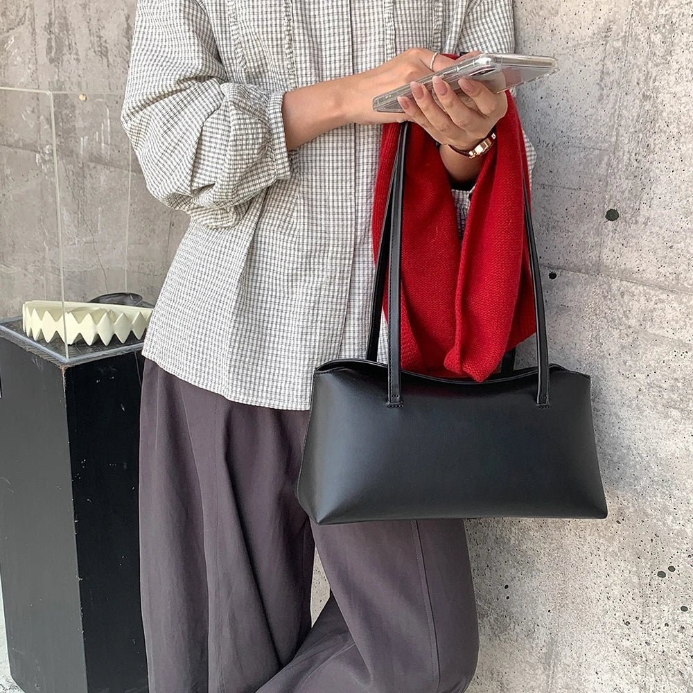 Alessia Pillow Shoulder Tote handväska