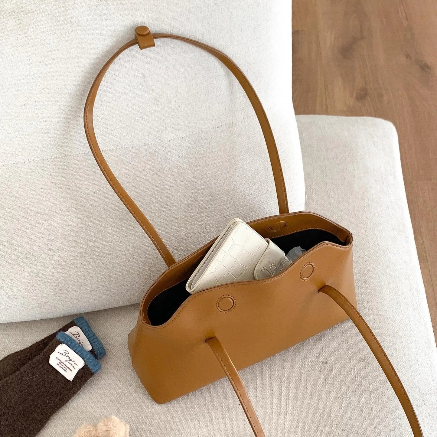 Alessia Pillow Shoulder Tote handväska