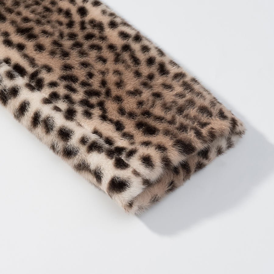 Katie Leopard jacka i fuskpäls, kort modell, leopardmönster