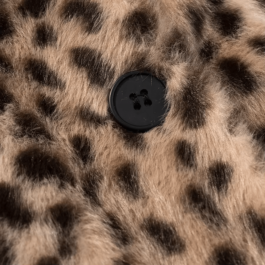 Katie Leopard jacka i fuskpäls, kort modell, leopardmönster