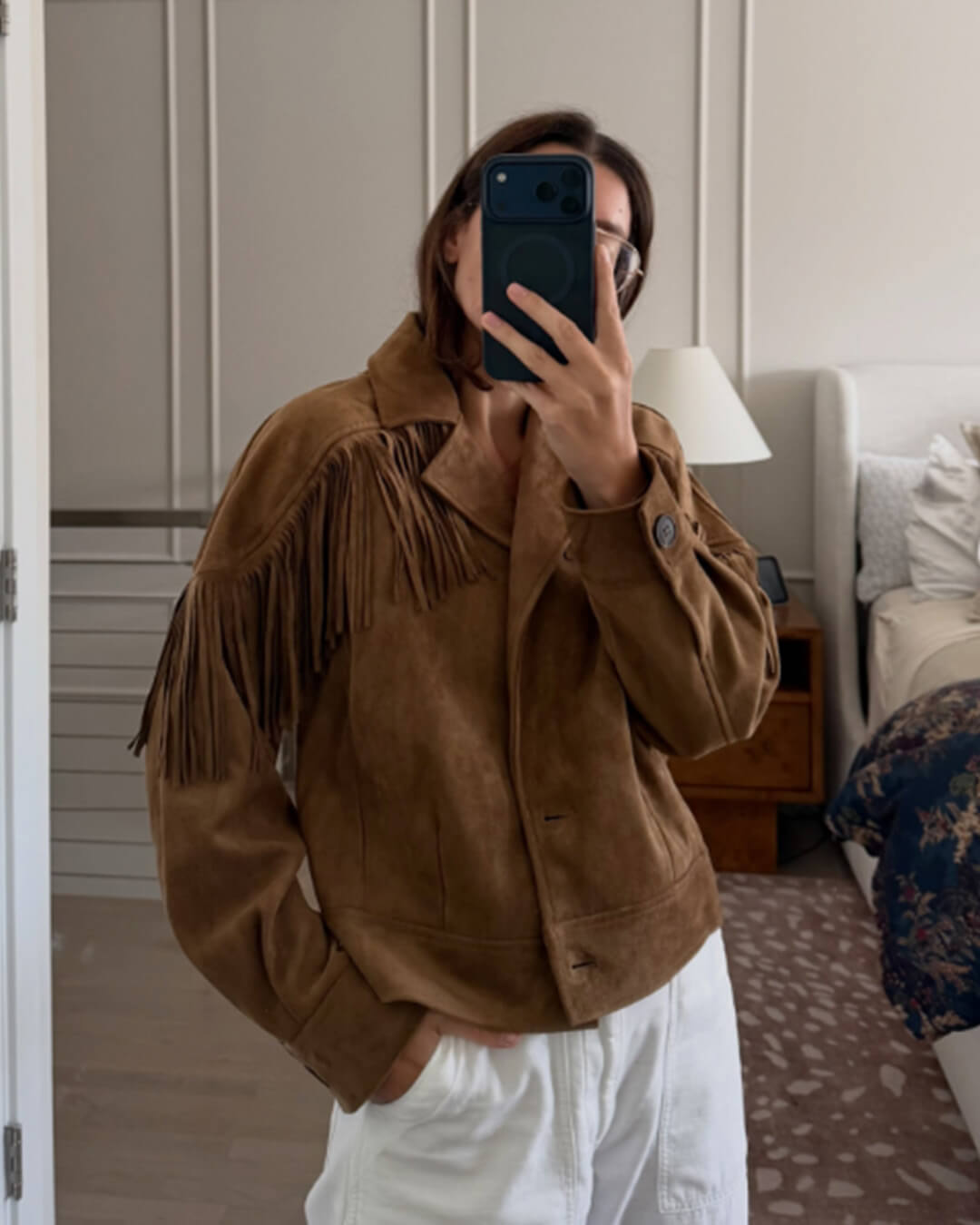 Julie jacka i konstmocka med fransar i westernstil