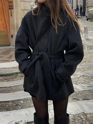 Anna kort kappa med ståkrage