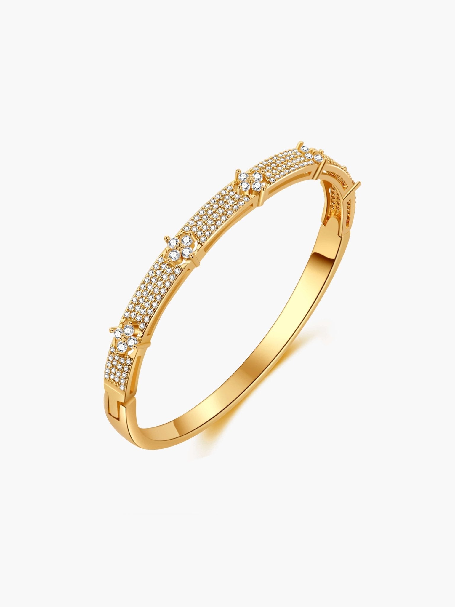 ZEYA - Camille Cuff