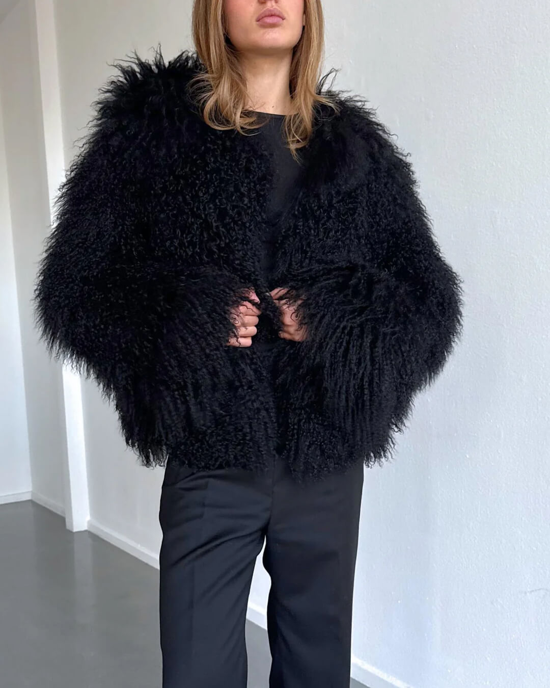 ZEYA - Diana Fluffy Cropped Faux Fur Coat