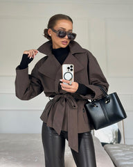 Dianna kort trenchcoat med bälte