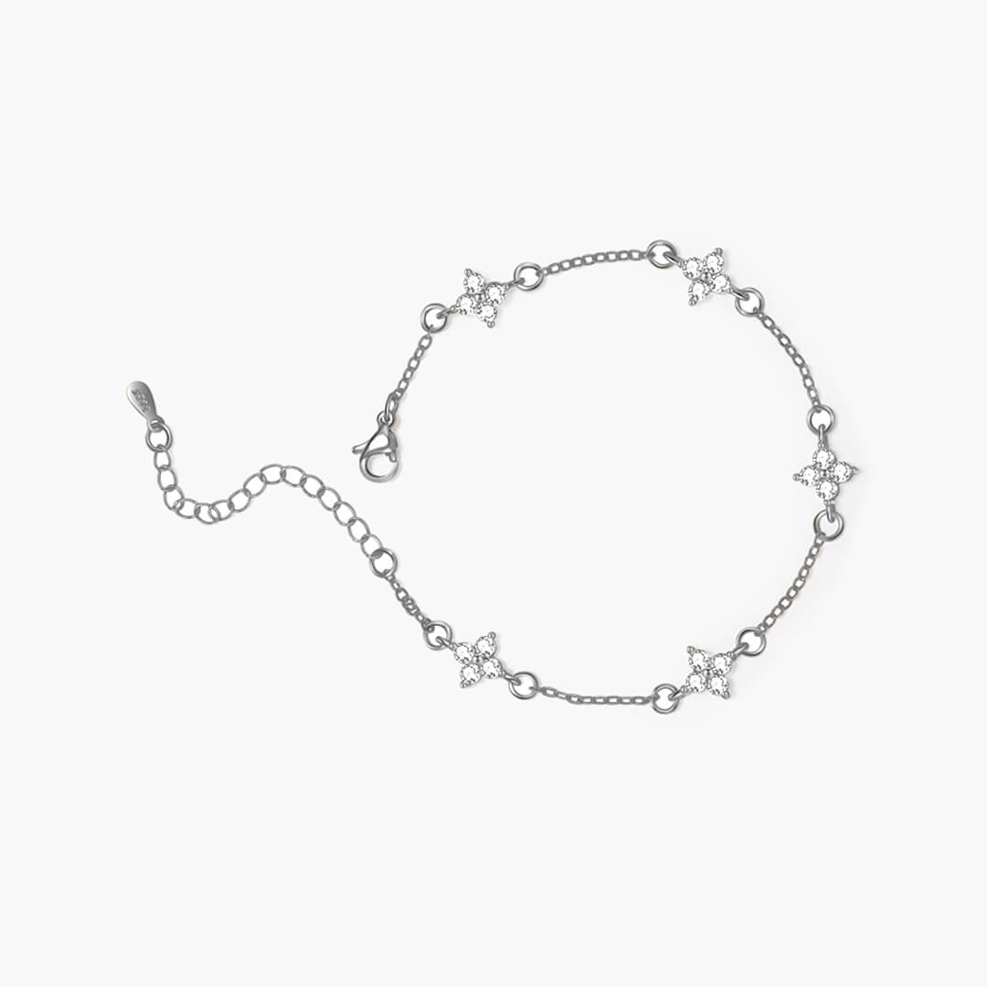 ZEYA - Dina Rhinestone Flower Chain Bracelet