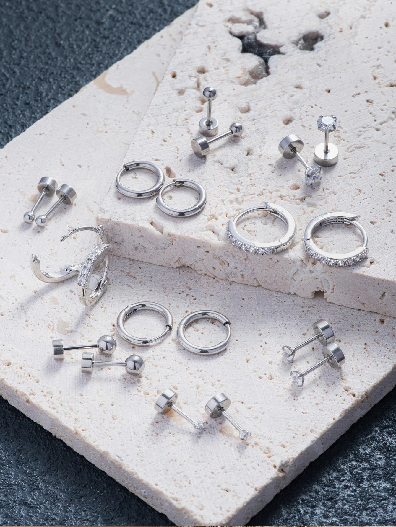 ZEYA - Emma Earrings Set - 10 Pairs of 18K Gold Hoop Earrings for Women, Lightweight & Versatile