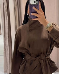 Josie trenchcoat i fuskmocka med hög krage