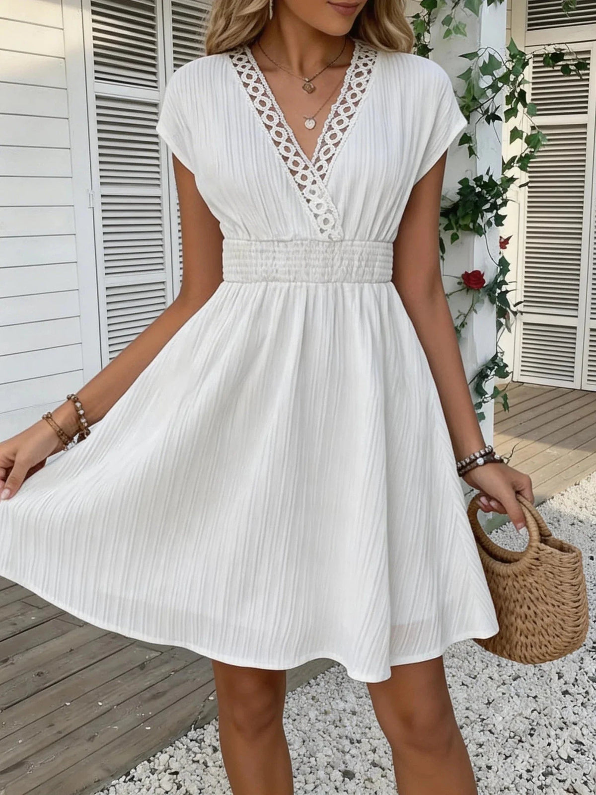 ZEYA - Lorelei French Lace V-Neck Fitted Dress
