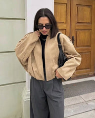 Mia mocka oversize jacka med dragkedja