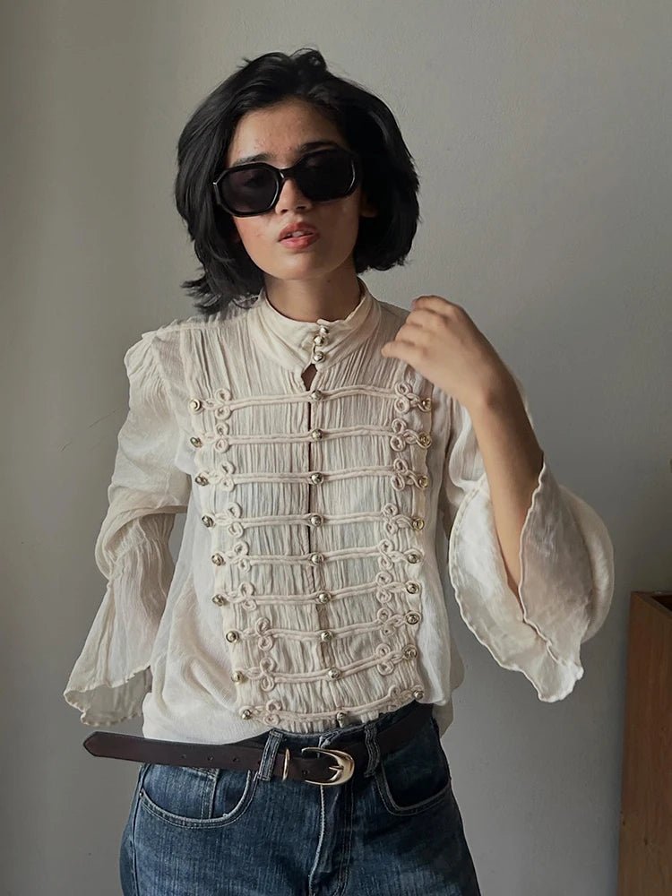 Miranda Vintage ståkrage blus med grodknappar