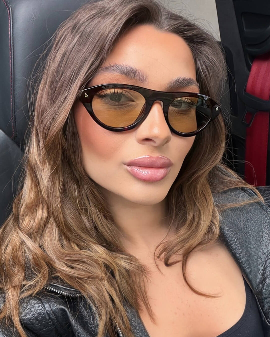 ZEYA - Petra Oversized Sunglasses