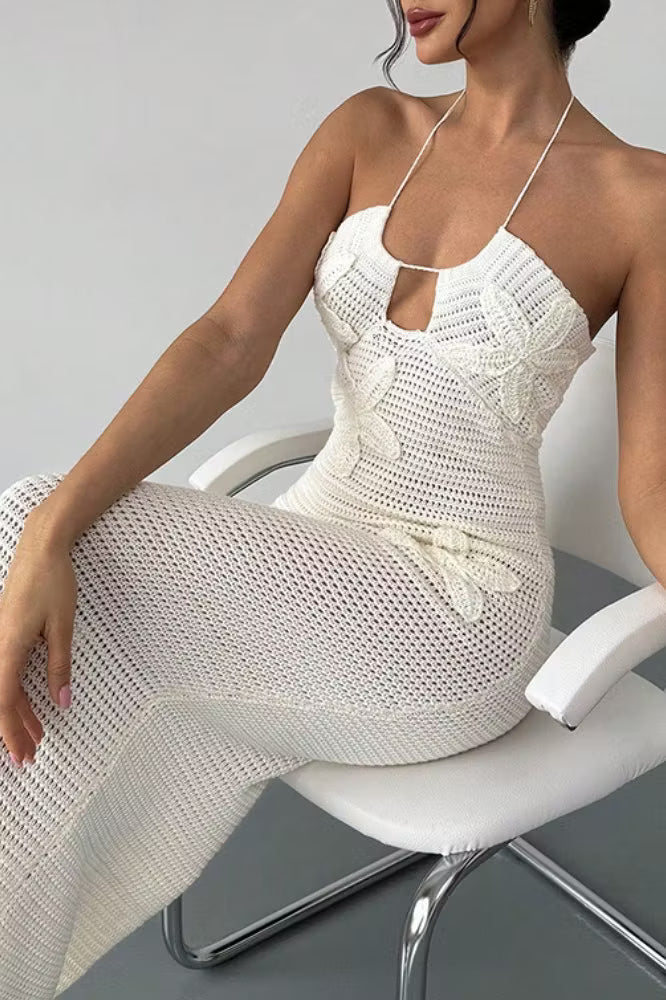 Sophie klänning med cutout och halter