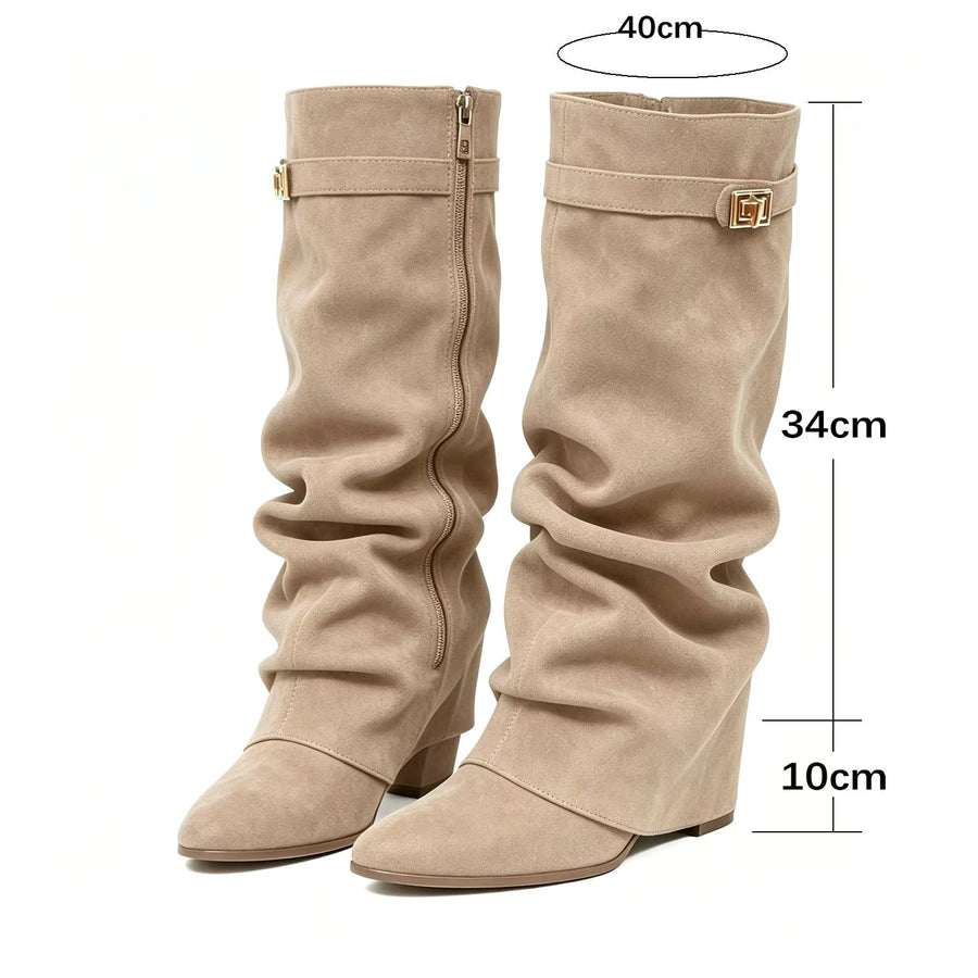 Teresa stövelmått: öppning 40 cm, skaft 34 cm, klack 10 cm